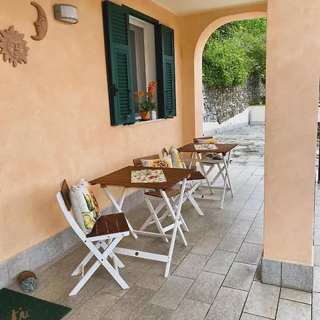 Holiday Rooms La Campagnetta Alassio Exterior photo
